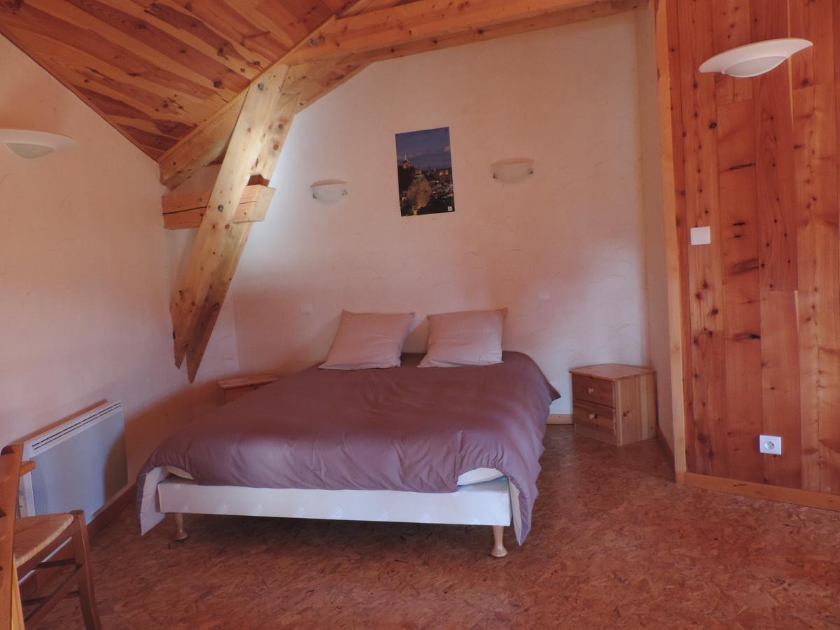 Roche-en-Regnier Auberge Du Brabant Chez Titof מראה חיצוני תמונה