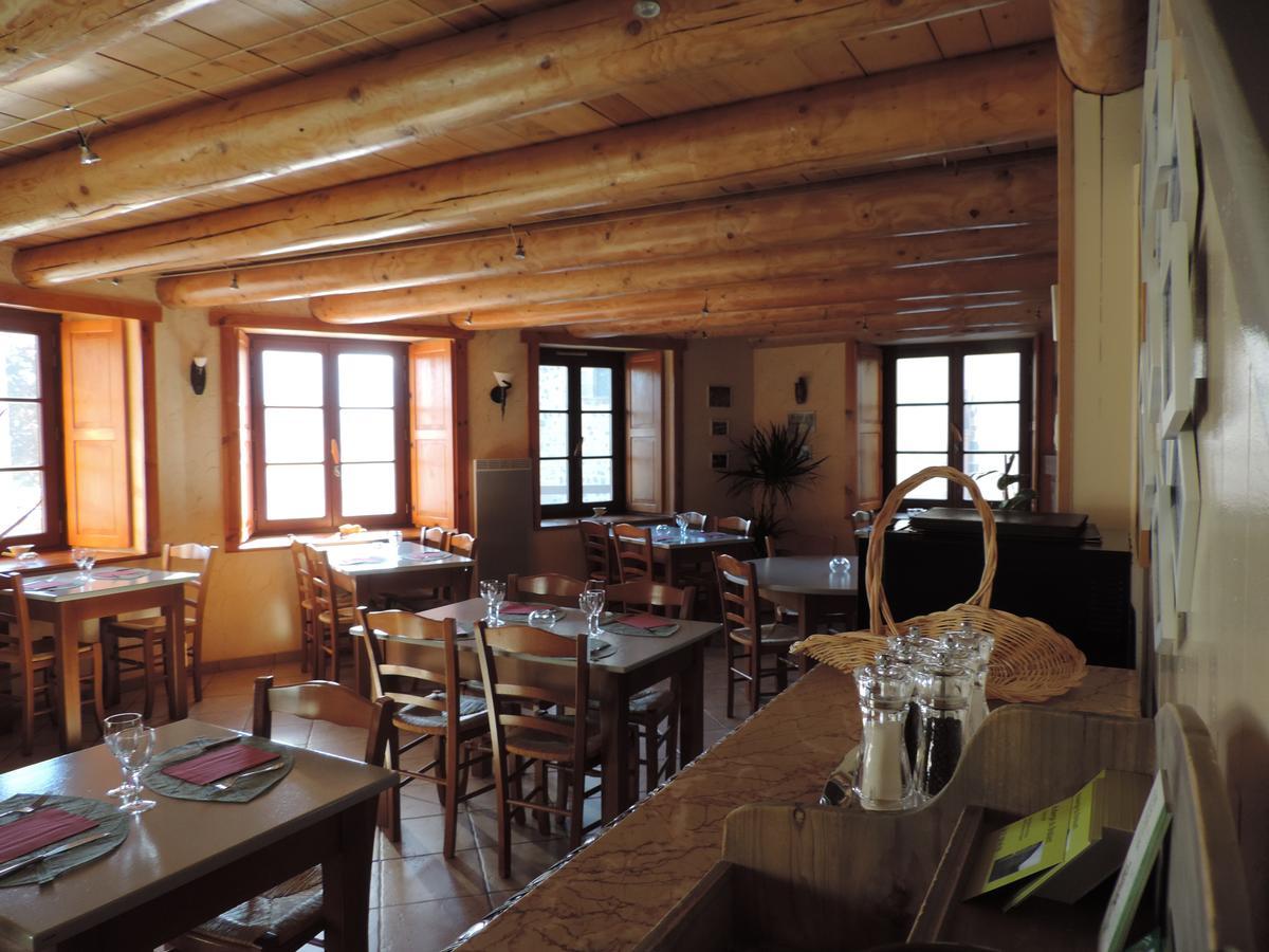 Roche-en-Regnier Auberge Du Brabant Chez Titof מראה חיצוני תמונה