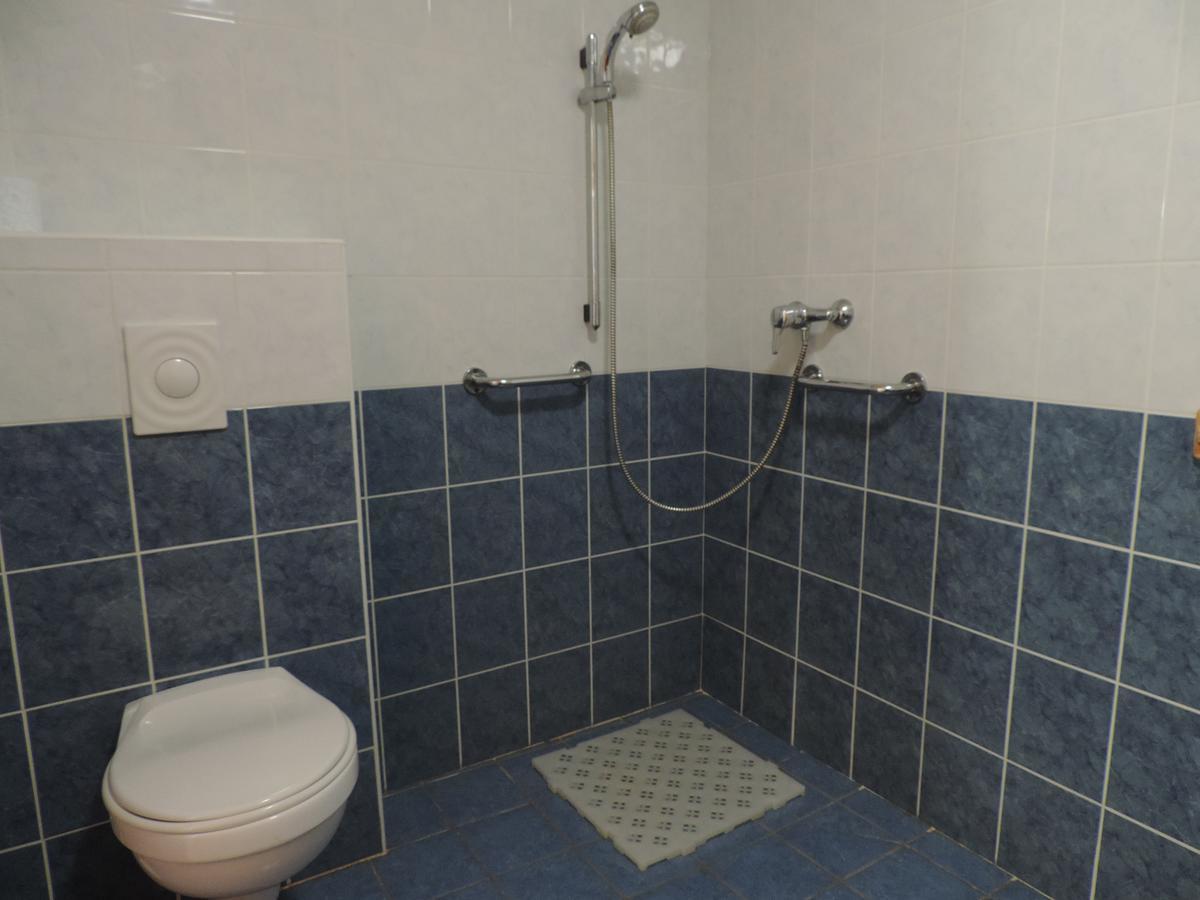 Roche-en-Regnier Auberge Du Brabant Chez Titof מראה חיצוני תמונה
