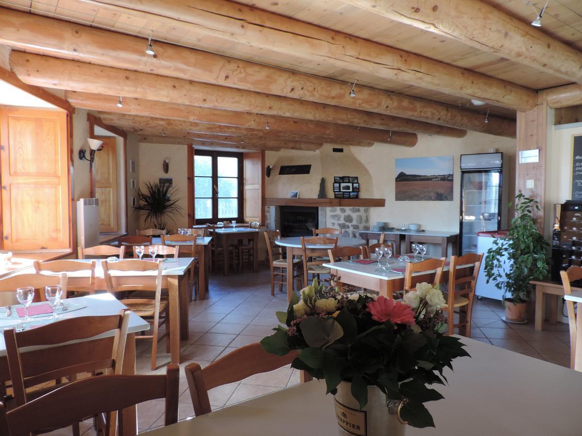 Roche-en-Regnier Auberge Du Brabant Chez Titof מראה חיצוני תמונה